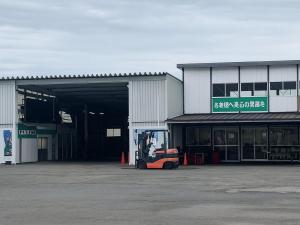 西田タイヤ販売の外観