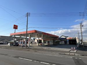 米倉エネルギー（株）滝川東町SSの外観